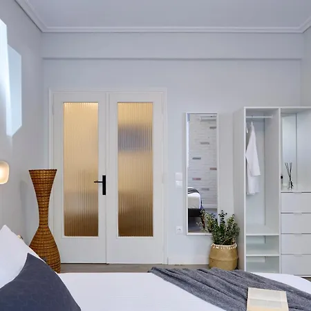 Acropolis 2bd Private Entrance Apartament Atena